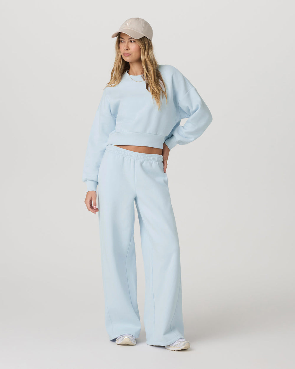 Restore Mini Crew Soft Sky | Vuori US