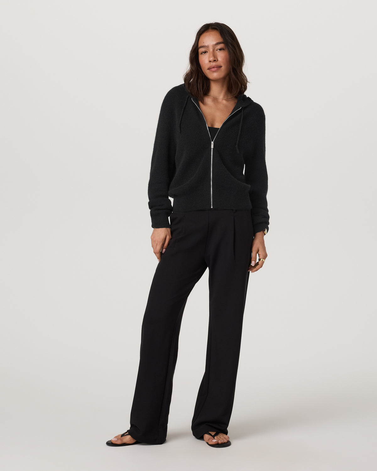 Émilie Cashmere Hoodie Women's Black Zip | Vuori Online