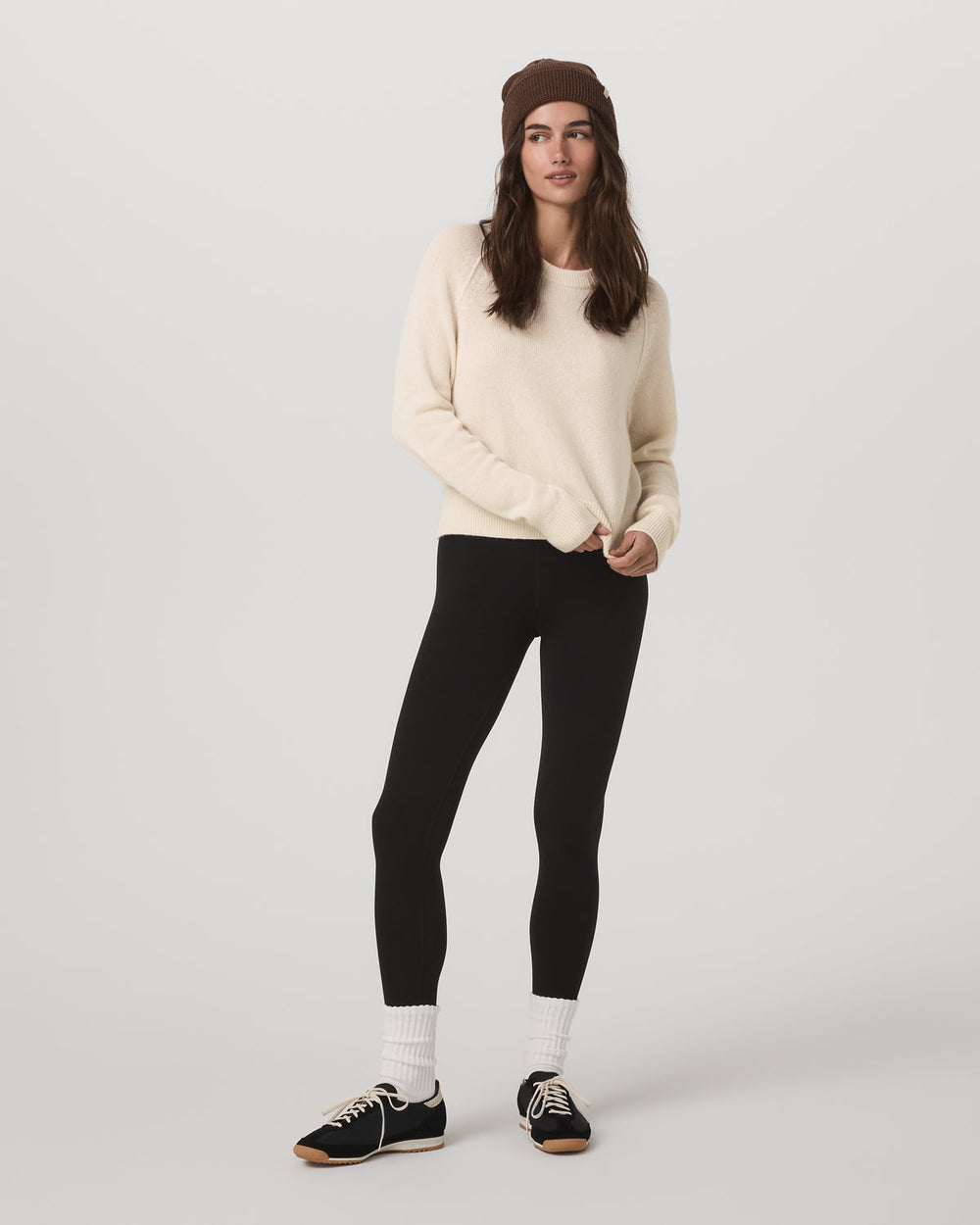 Émilie Cashmere Crew Women's Porcelain Pullover | Vuori