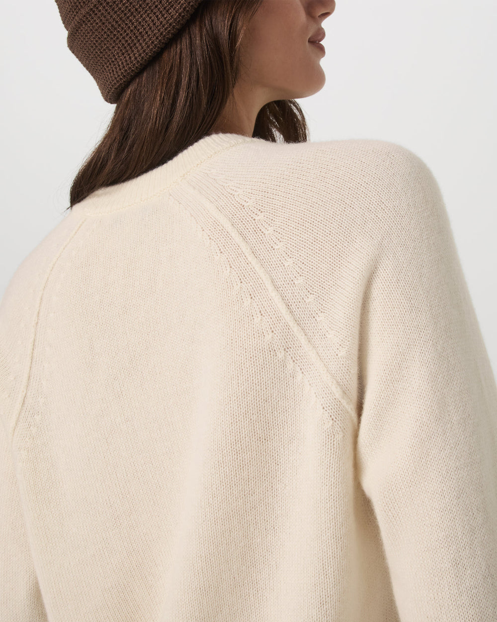 Émilie Cashmere Crew Women's Porcelain Pullover | Vuori