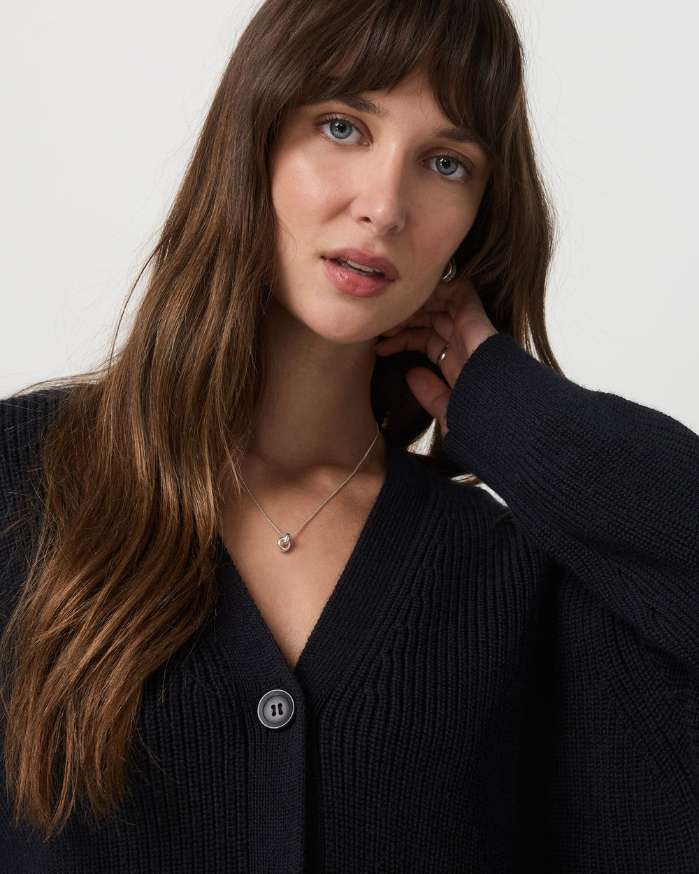 Alps Boyfriend Cardigan Women's Black Knit Sweater | Vuori Sale