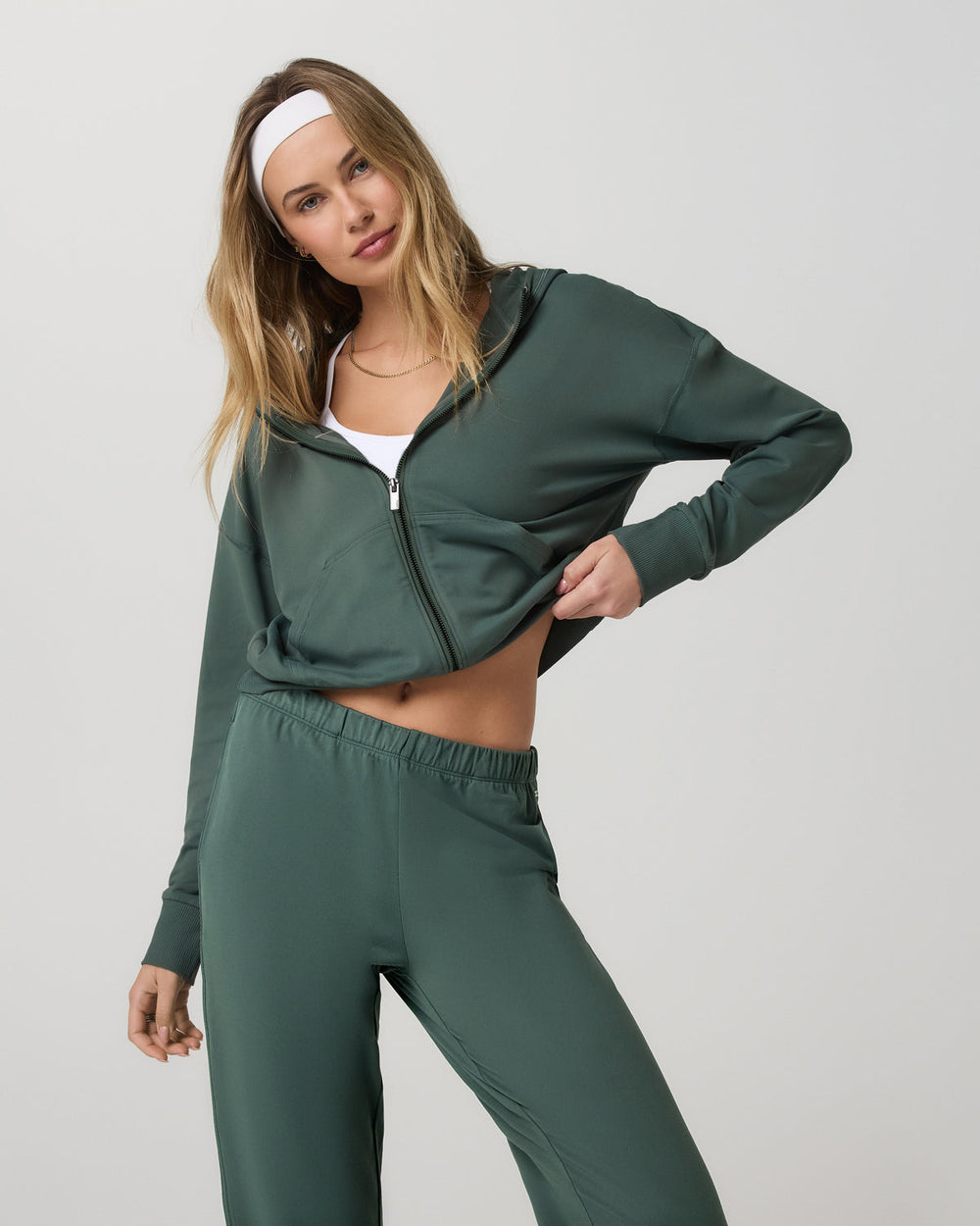 Halo Modern Full Zip Hoodie Women's Agate Green Hoodie | Vuori Online