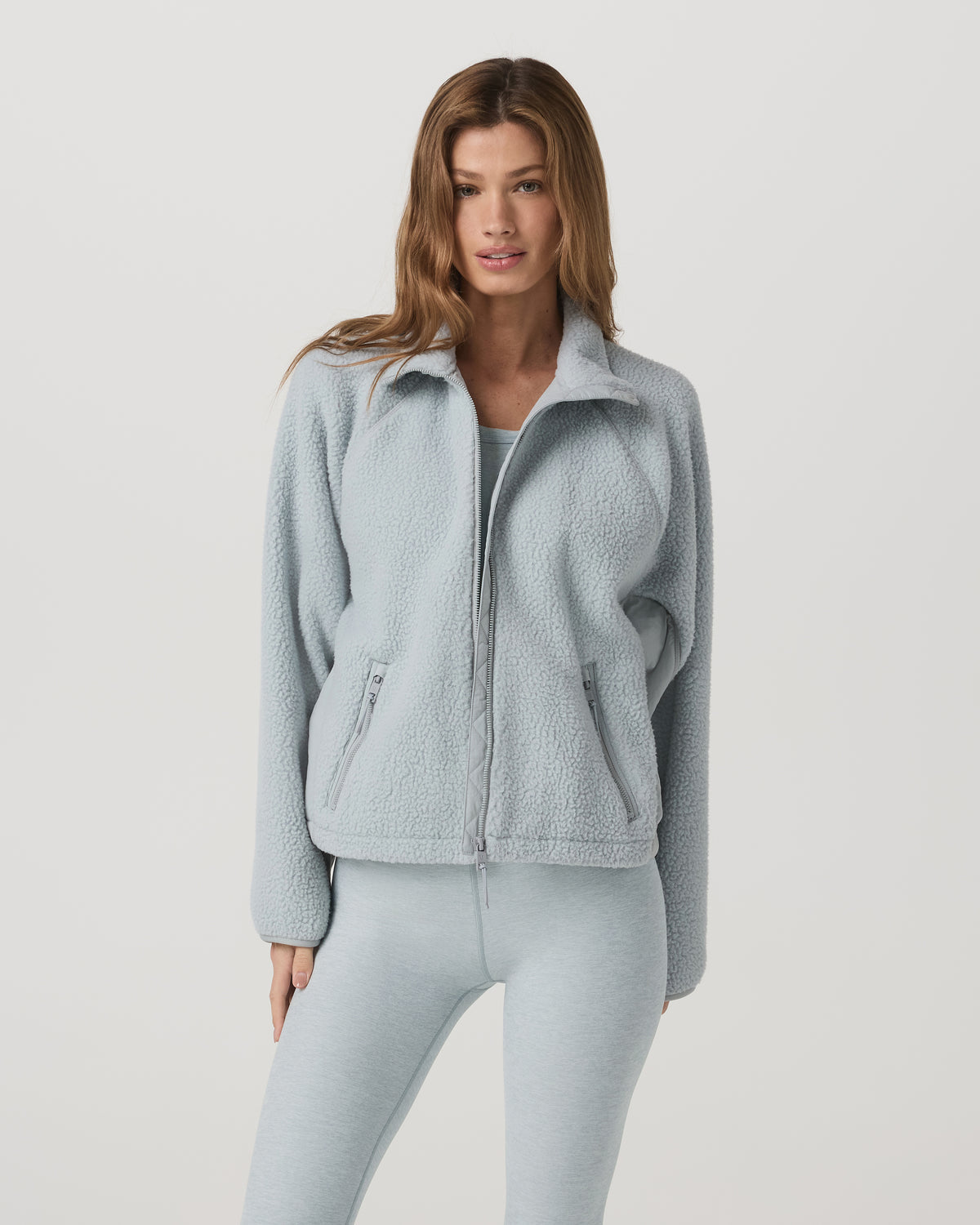 Alpine Jacket Women's Cozy Fleece Jacket in Blue Haze | Vuori Clothing