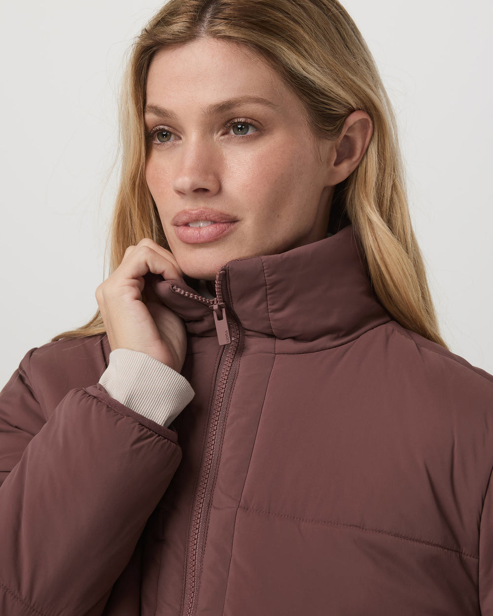 Canyon Insulated Venture Jacket Women's Sable Full-Zip | Vuori