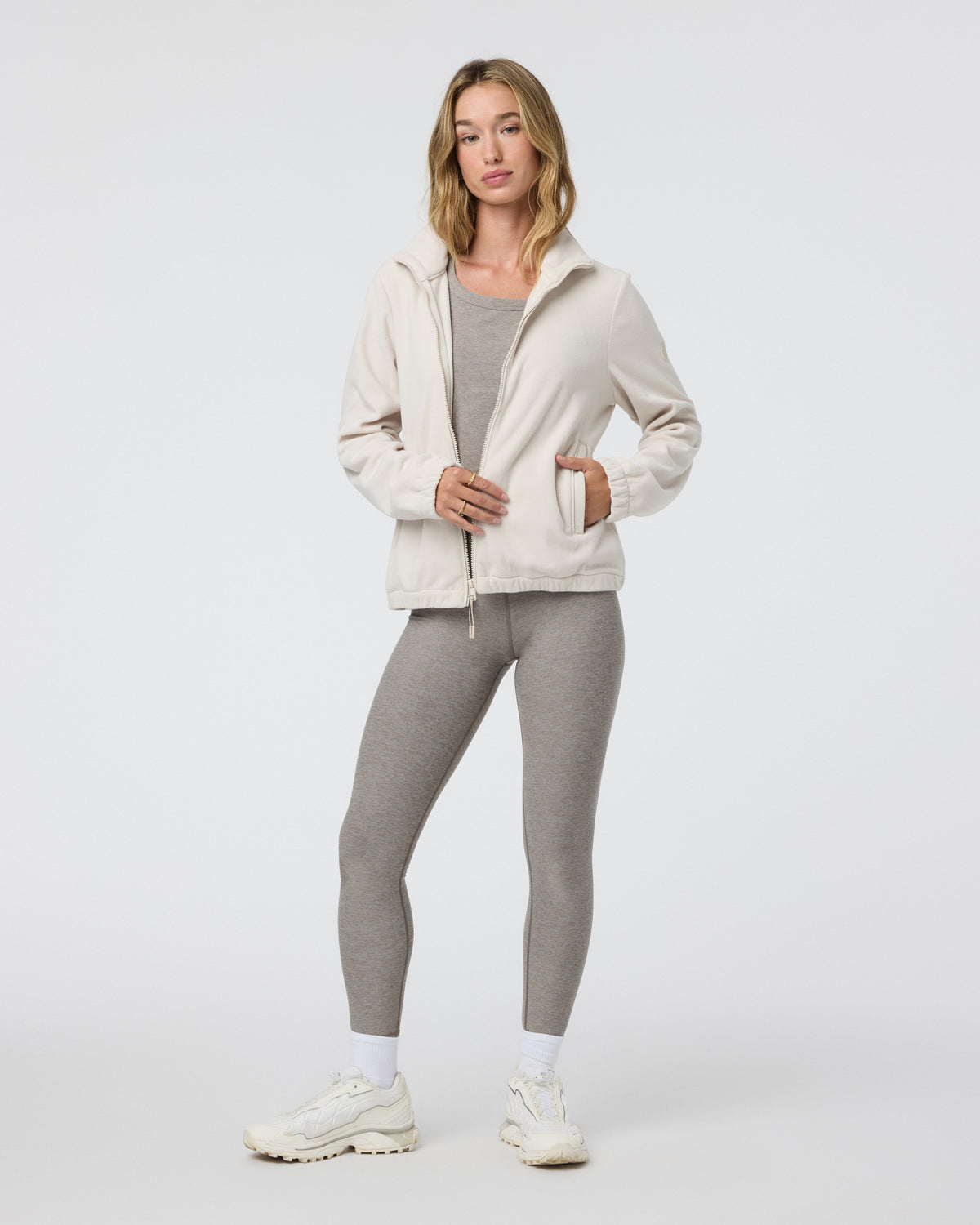 Women's Aspen Full Zip Dune Fleece Pullover | Vuori On sale