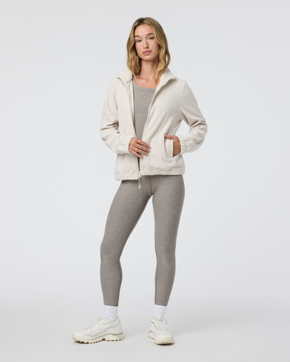 Women's Aspen Full Zip Dune Fleece Pullover | Vuori On sale