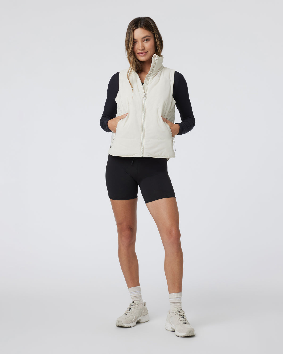 Canyon Insulated Vest Bone Lightweight Vest | Vuori Outlet