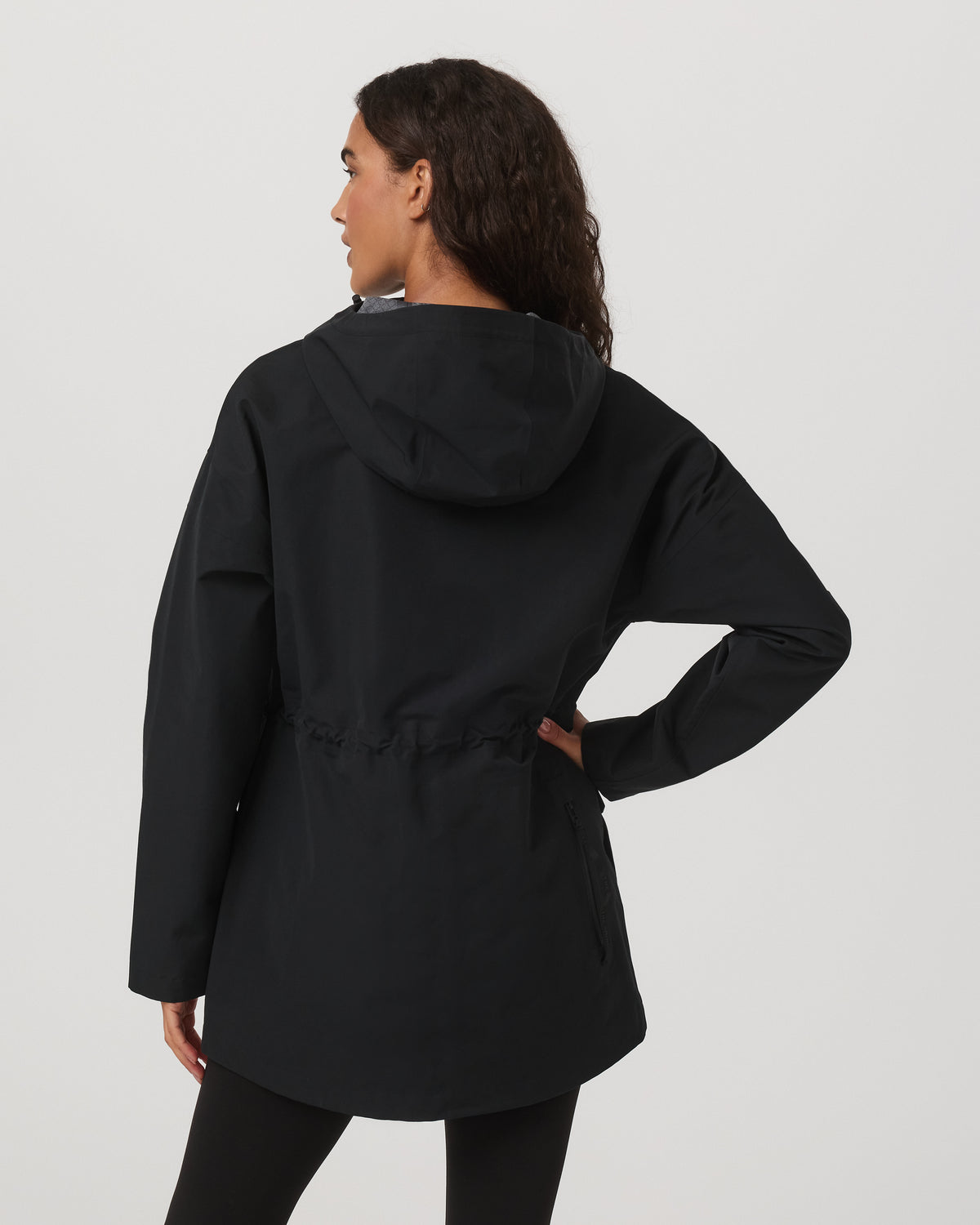 Pfeiffer Rain Jacket Black | Vuori