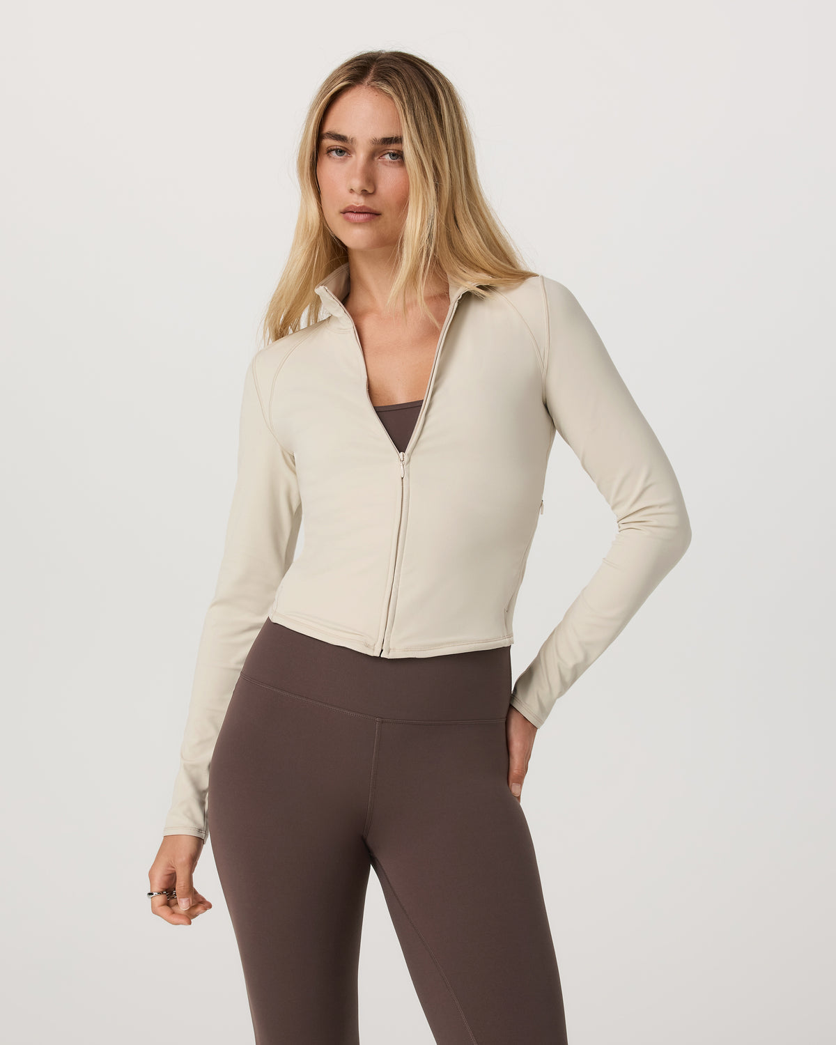 Vuori AllTheFeels™ Full Zip Women's Bone Fitness Jacket | Vuori