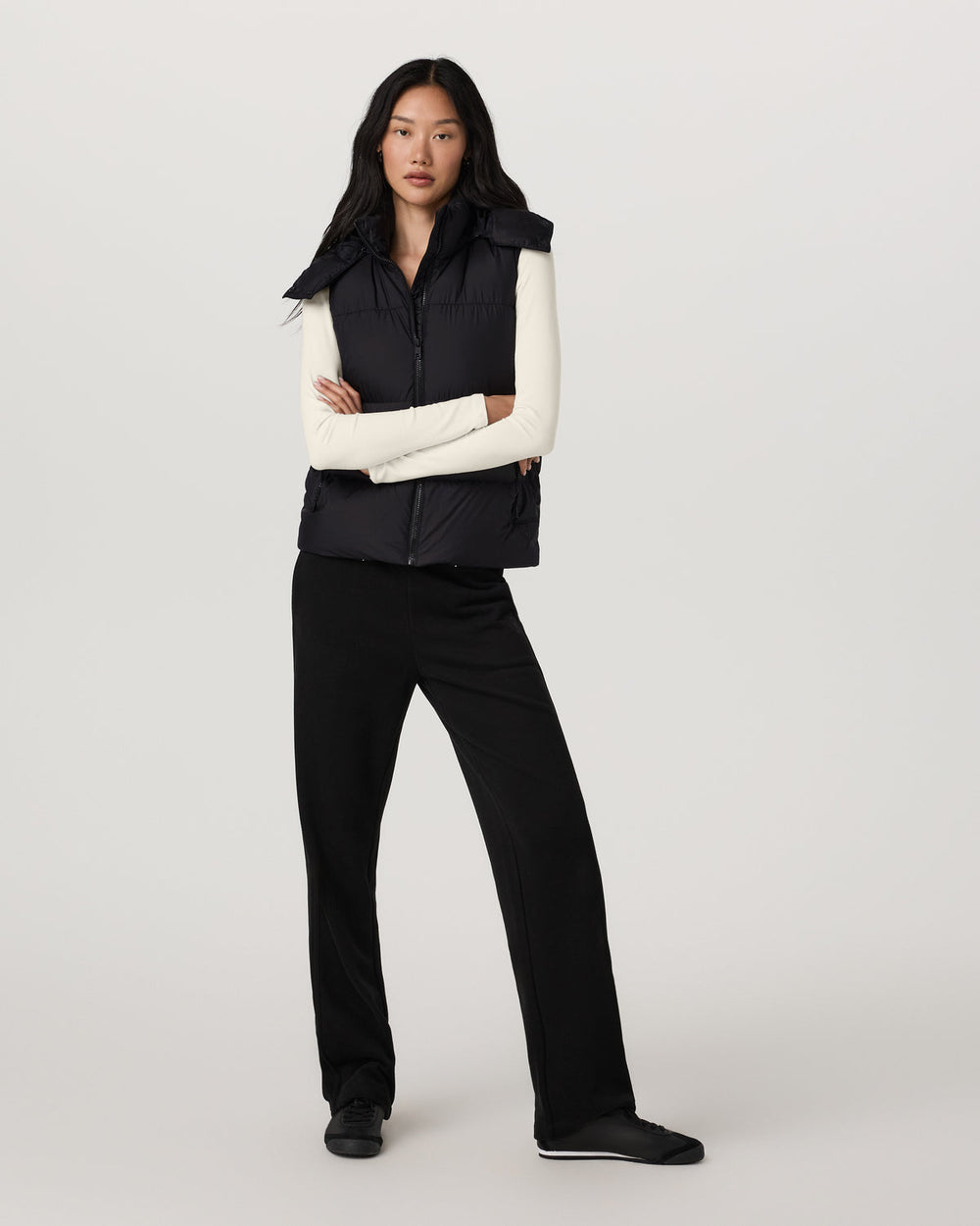 Alta Down Vest Women's Black Sleeveless Vest | Vuori Online