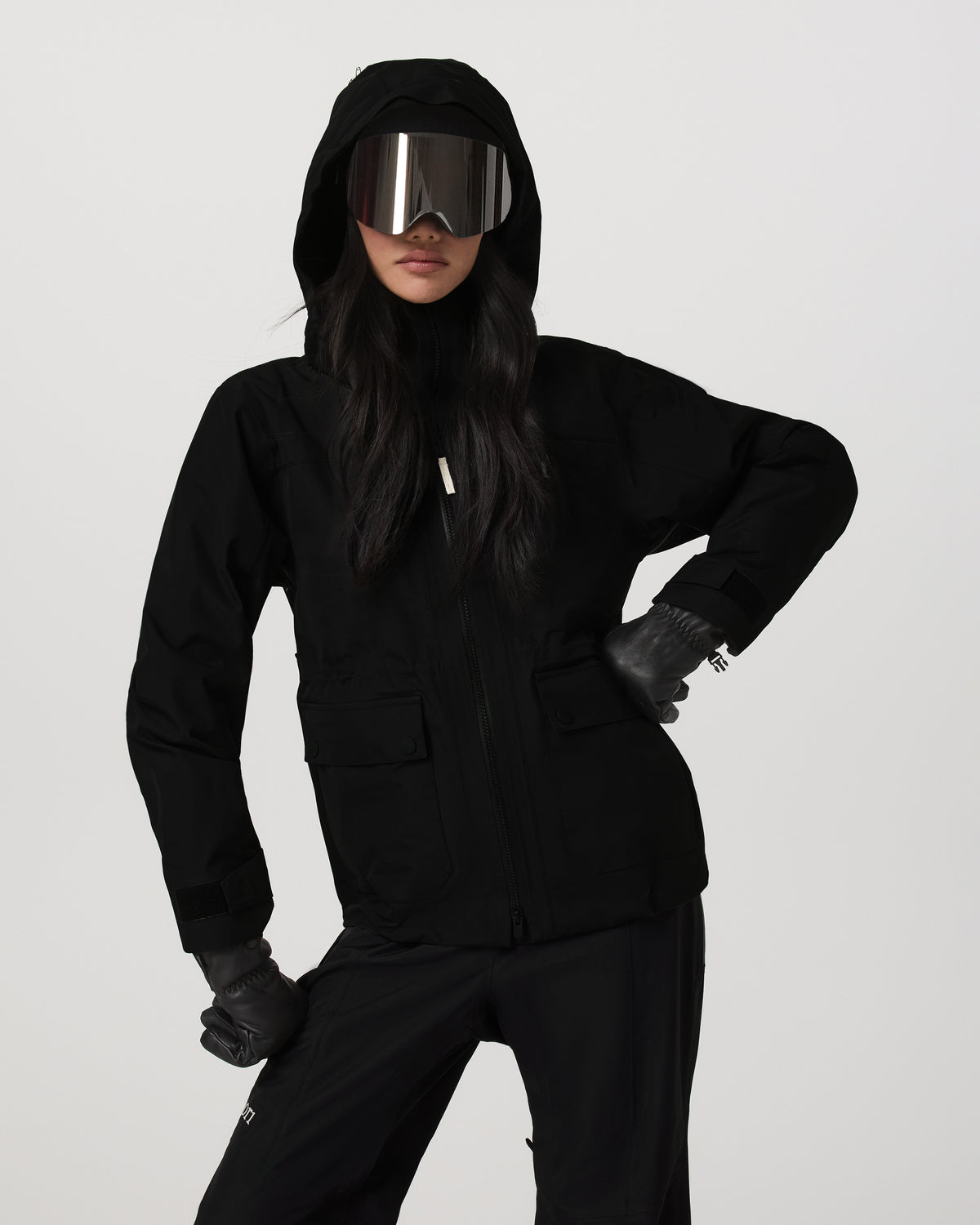 Women's Taika Snow Shell Black Ski/Board Jacket | Vuori Clothing