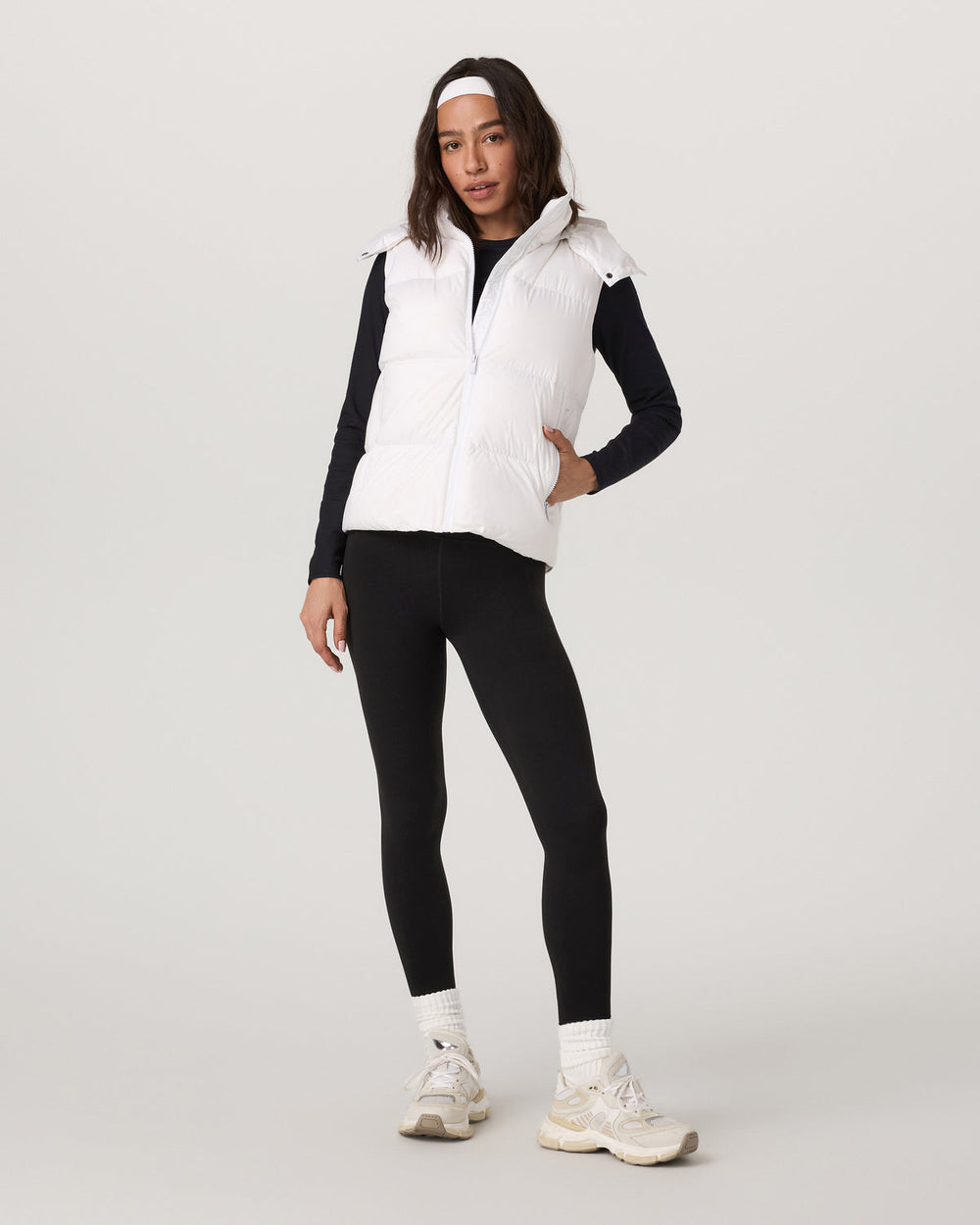 Alta Down Vest Women's White Sleeveless Vest | Vuori