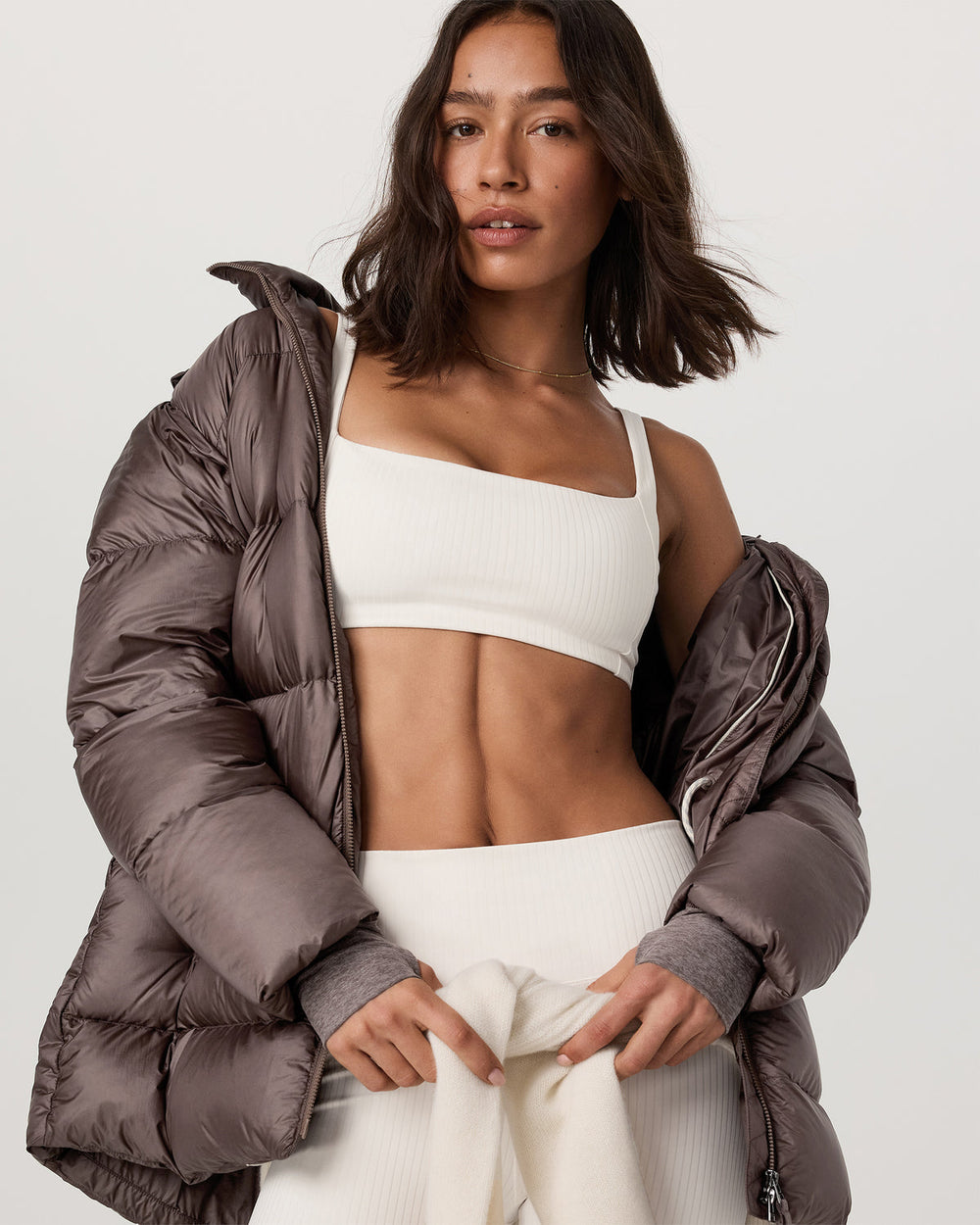 Vail Long Down Jacket Women's Huckleberry Down Coat | Vuori On sale
