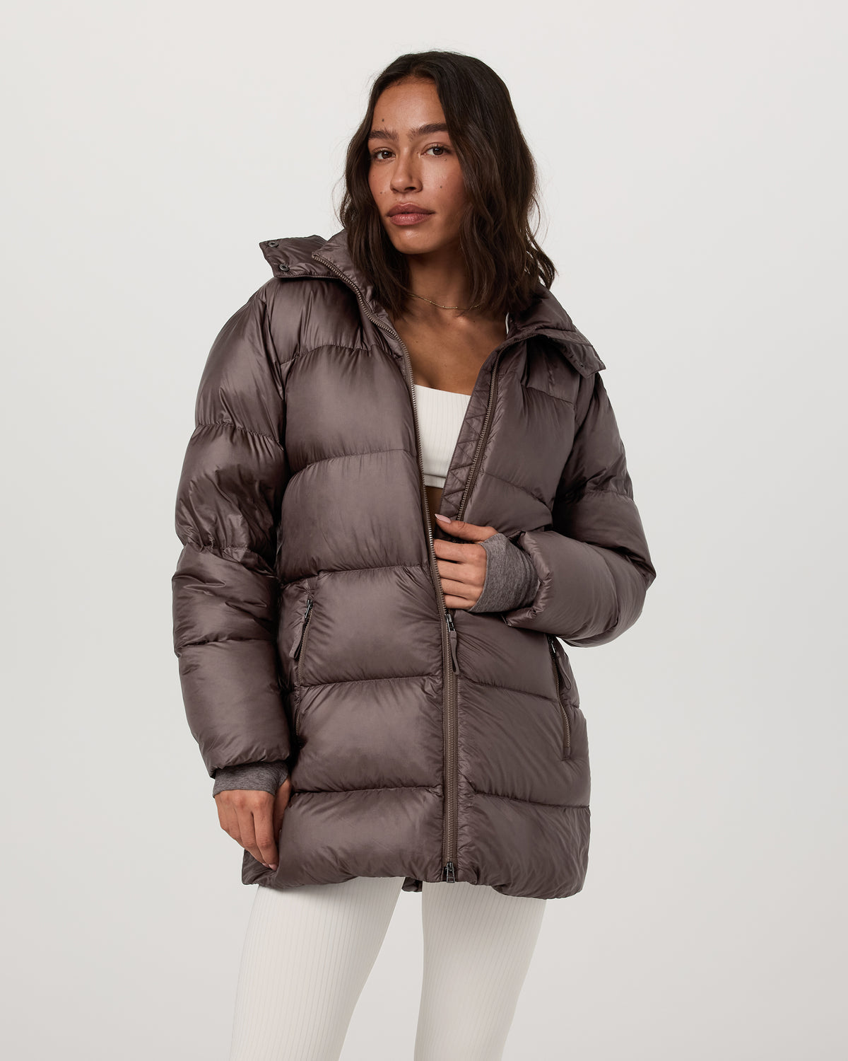 Vail Long Down Jacket Women's Huckleberry Down Coat | Vuori On sale