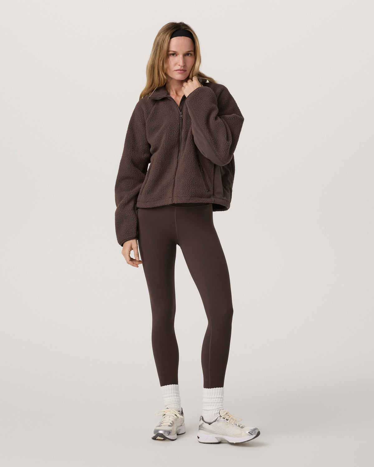 Alpine Jacket Women's Cozy Fleece Jacket in Java | Vuori Outlet
