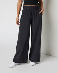Villa Wideleg - Short Black Wide Leg Pants | Vuori For sale