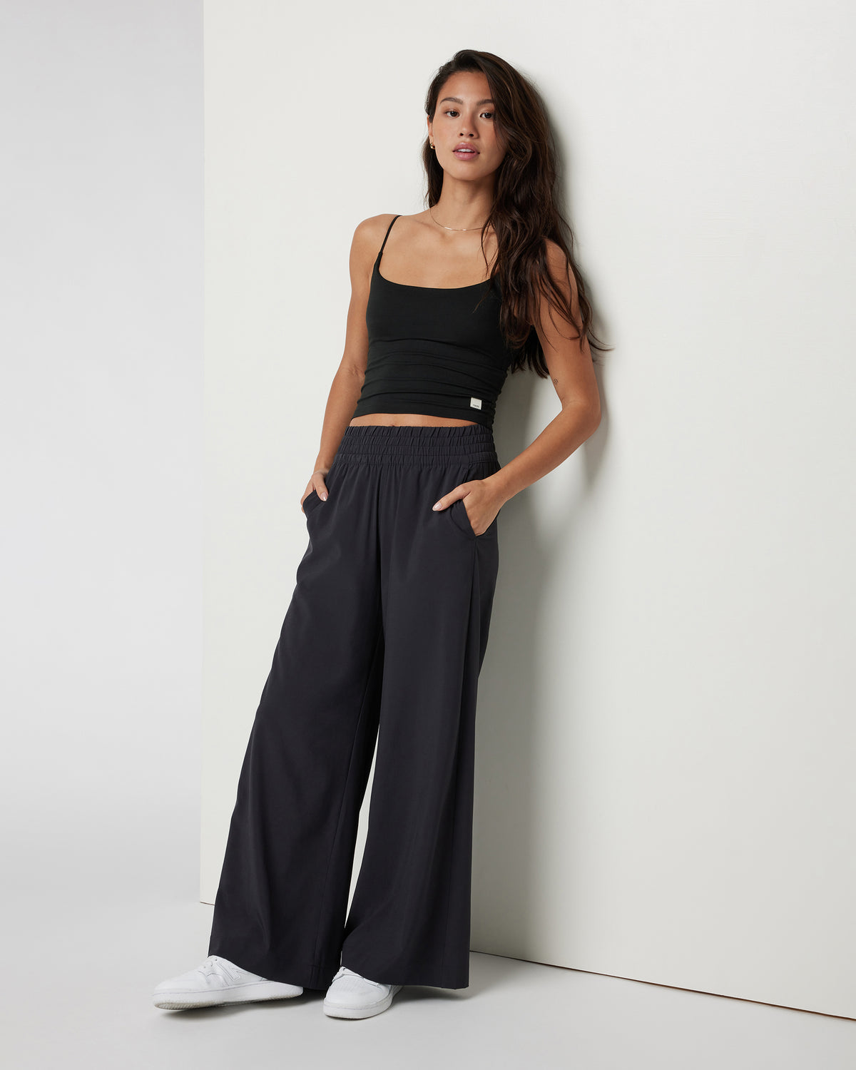Villa Wideleg - Short Black Wide Leg Pants | Vuori For sale
