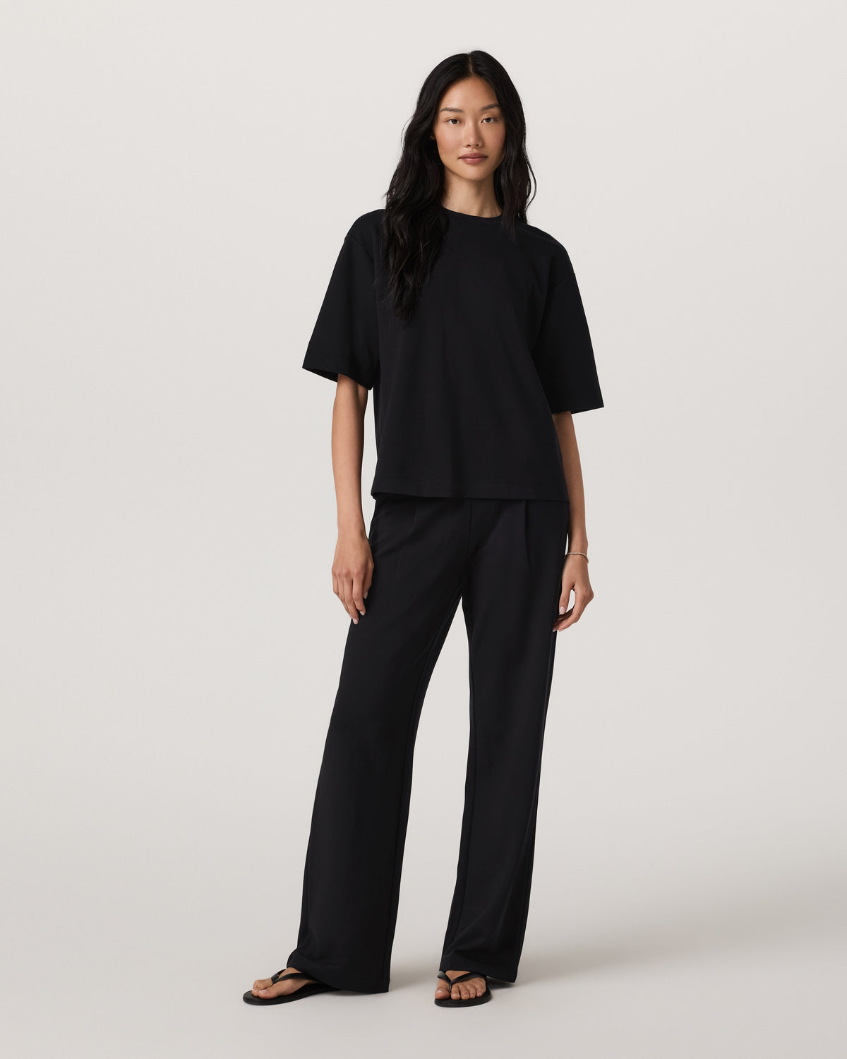 Maven Wideleg Pant Women's Black Lounge Pants | Vuori Outlet