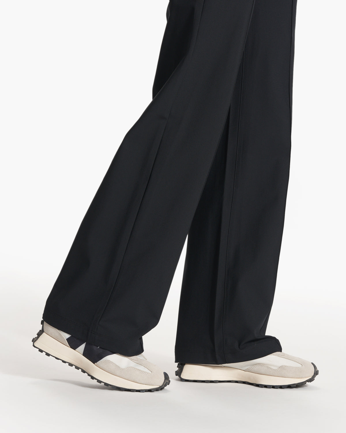 Women's Meta Wideleg Black Tailored Pants | Vuori US