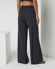 Villa Wideleg - Long Black Tall Wide Leg Pants | Vuori Clothing