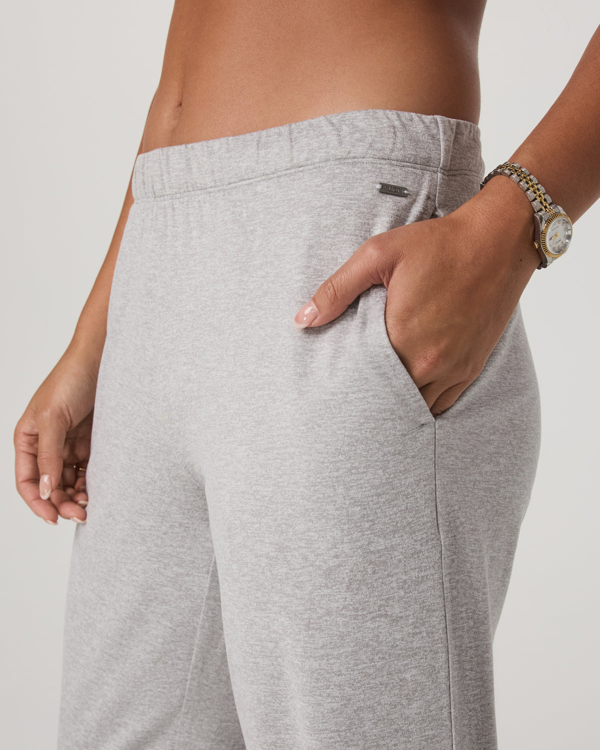 Women's Halo Modern Straight Leg Pant-Short Pale Grey | Vuori Discount