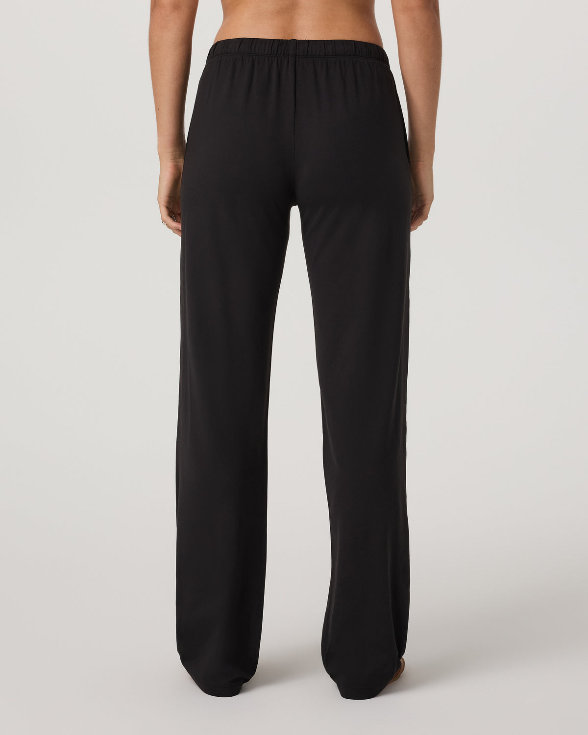 Halo Straight Leg - Long Women's Solid Black Pants | Vuori US