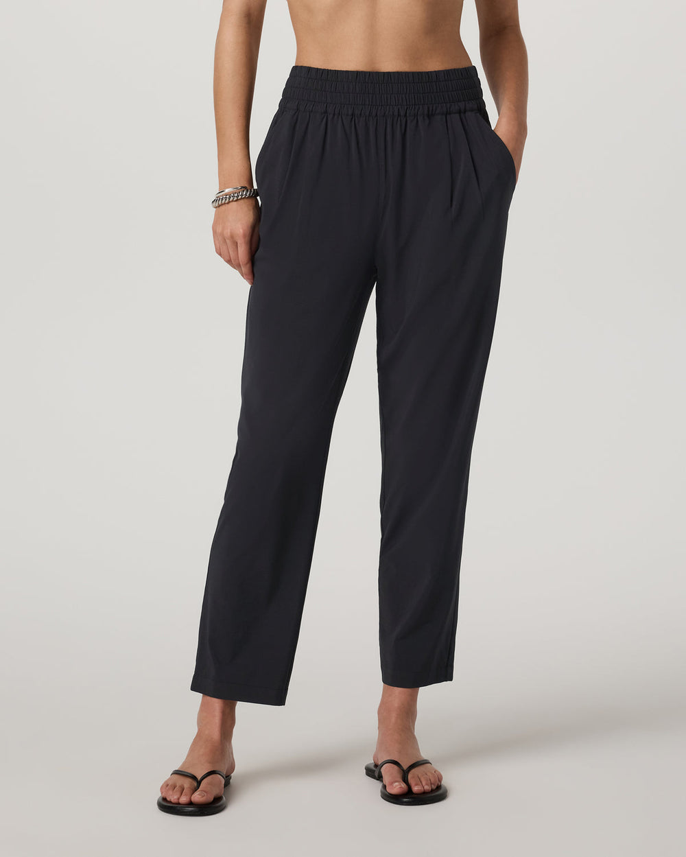 Villa Ankle Pant Black | Vuori Online