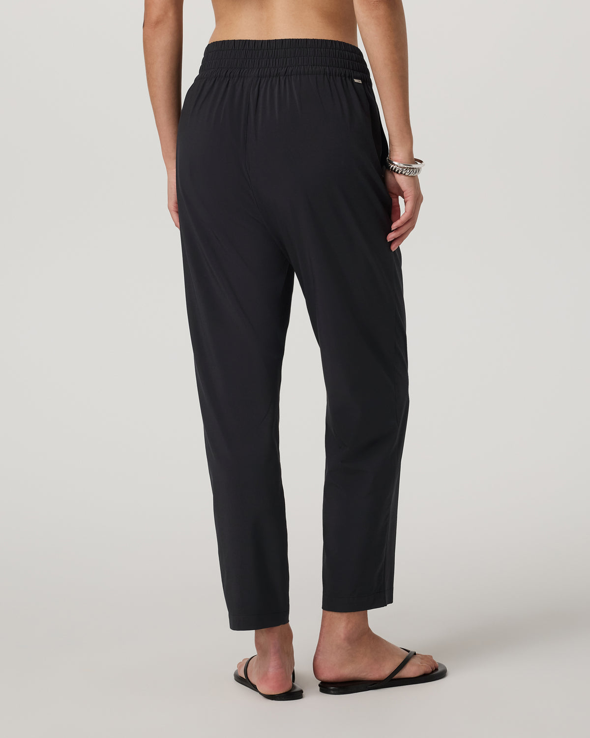 Villa Ankle Pant Black | Vuori Online