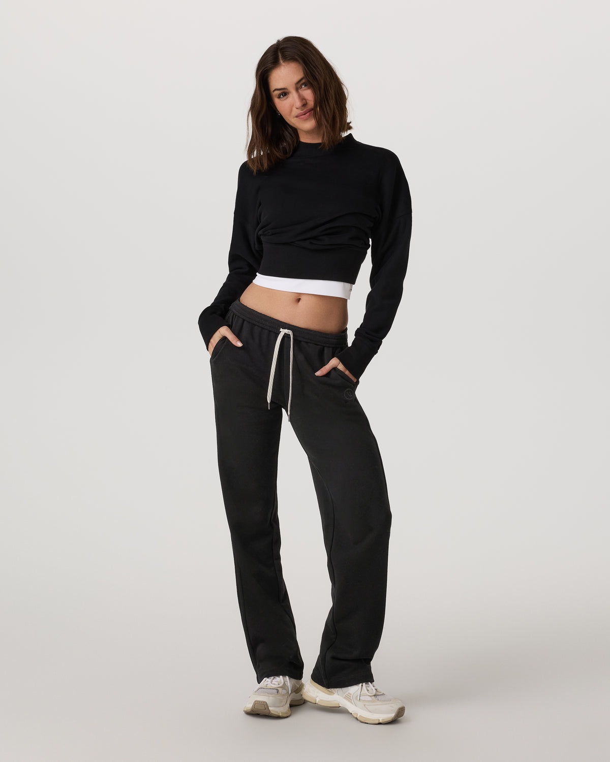 Sedona Straight Leg Sweatpant - Long Women's Black Pant | Vuori Sale