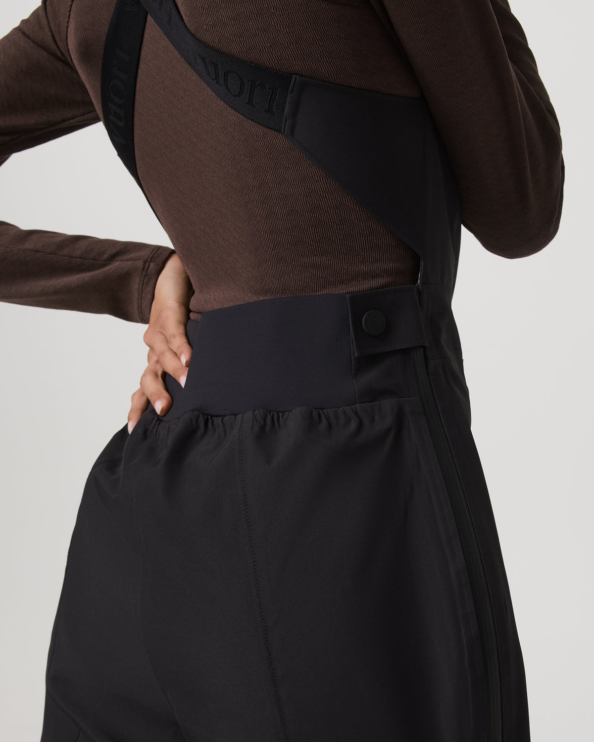Women's Taika Snow Bib Black Ski/Board Bottoms | Vuori US