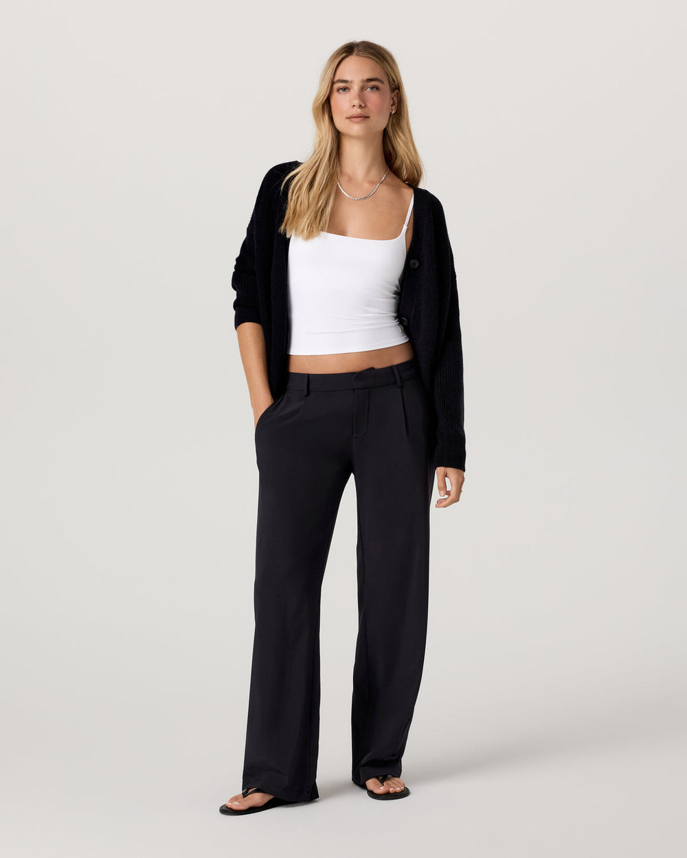 Villa Low Slung Trouser Women's Black Low-Rise Pants | Vuori Sale
