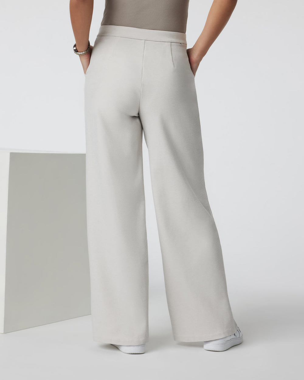 Elevation Trouser-Short Ecru Heather | Vuori Outlet