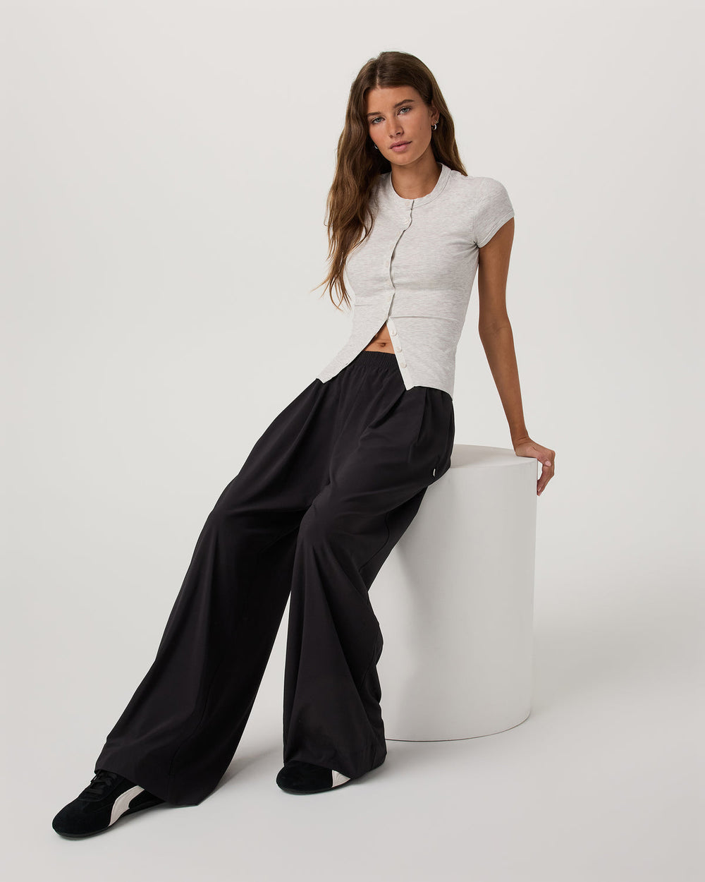 Villa Vibes Wideleg Women's Black Ultra-Wide Leg Pants | Vuori US