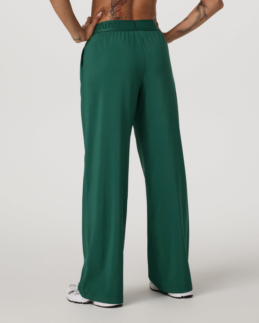 Villa Sport Trouser Pant Women's Viridian Trouser Pants | Vuori Clothing