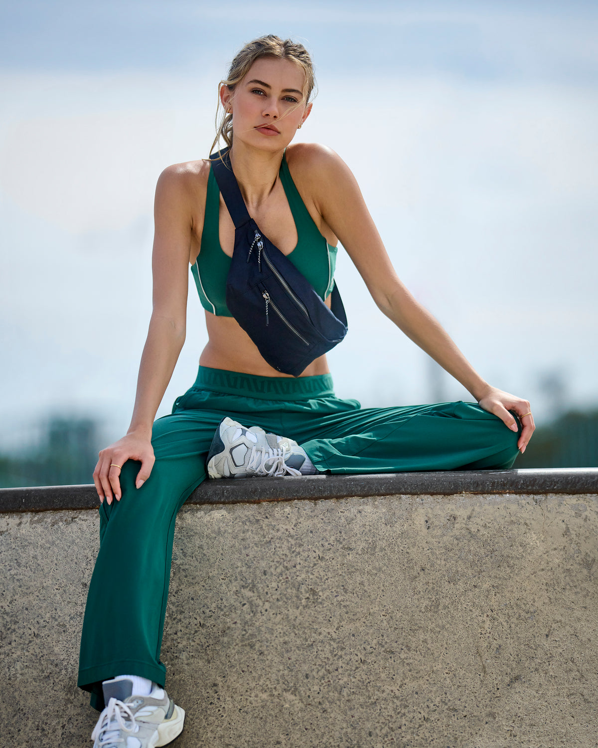 Villa Sport Trouser Pant Women's Viridian Trouser Pants | Vuori Clothing