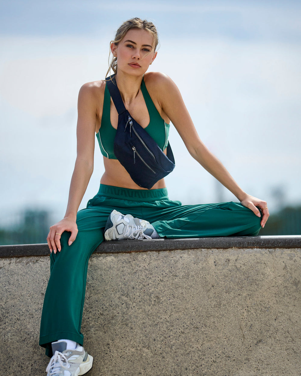Villa Sport Trouser Pant Women's Viridian Trouser Pants | Vuori Clothing