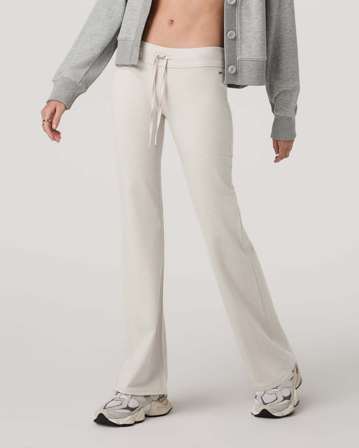 Halo Flare Pant Women's Ecru Heather Pants | Vuori Sale