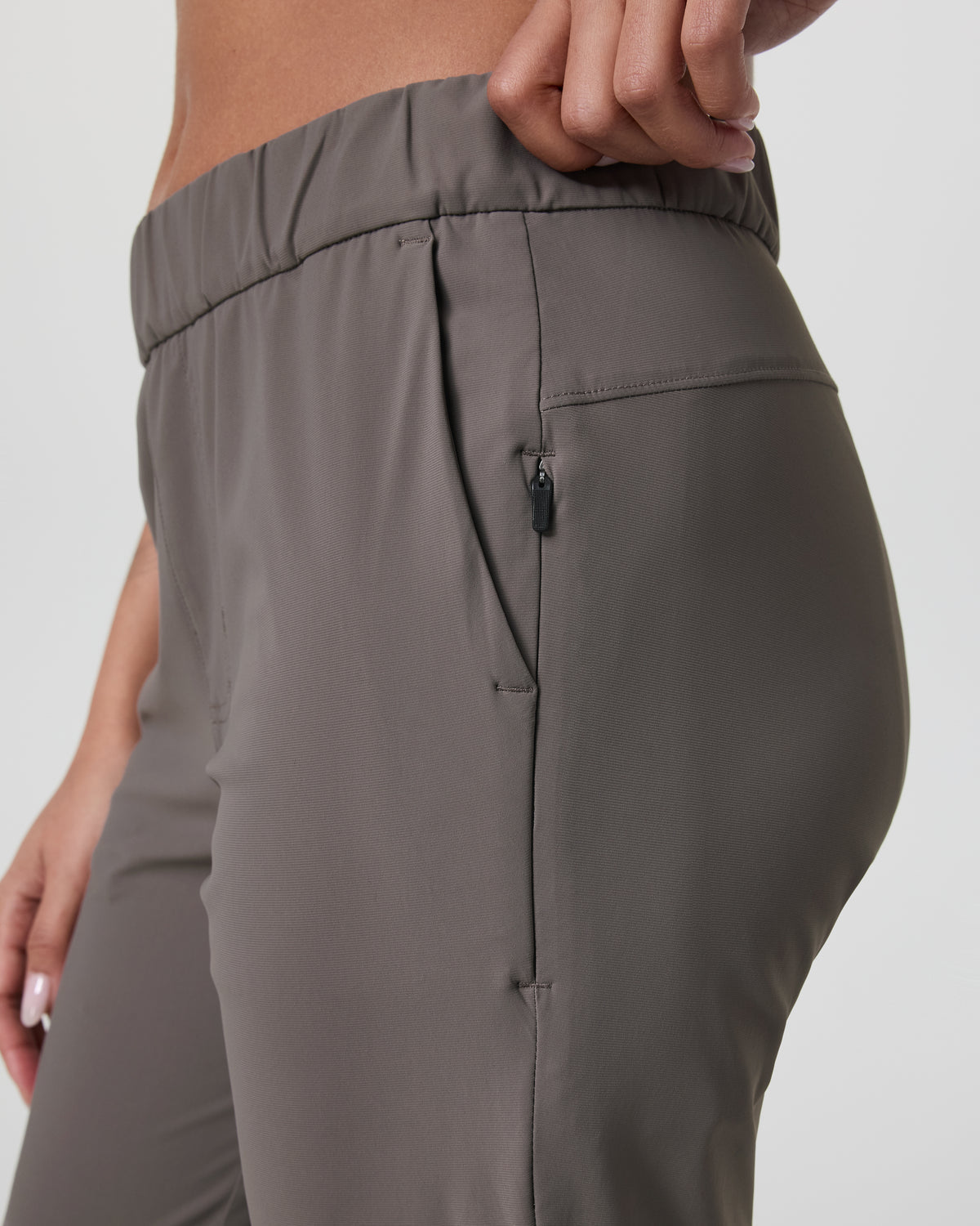 Miles Ankle Pant Women's Chia Cropped Pants | Vuori For sale