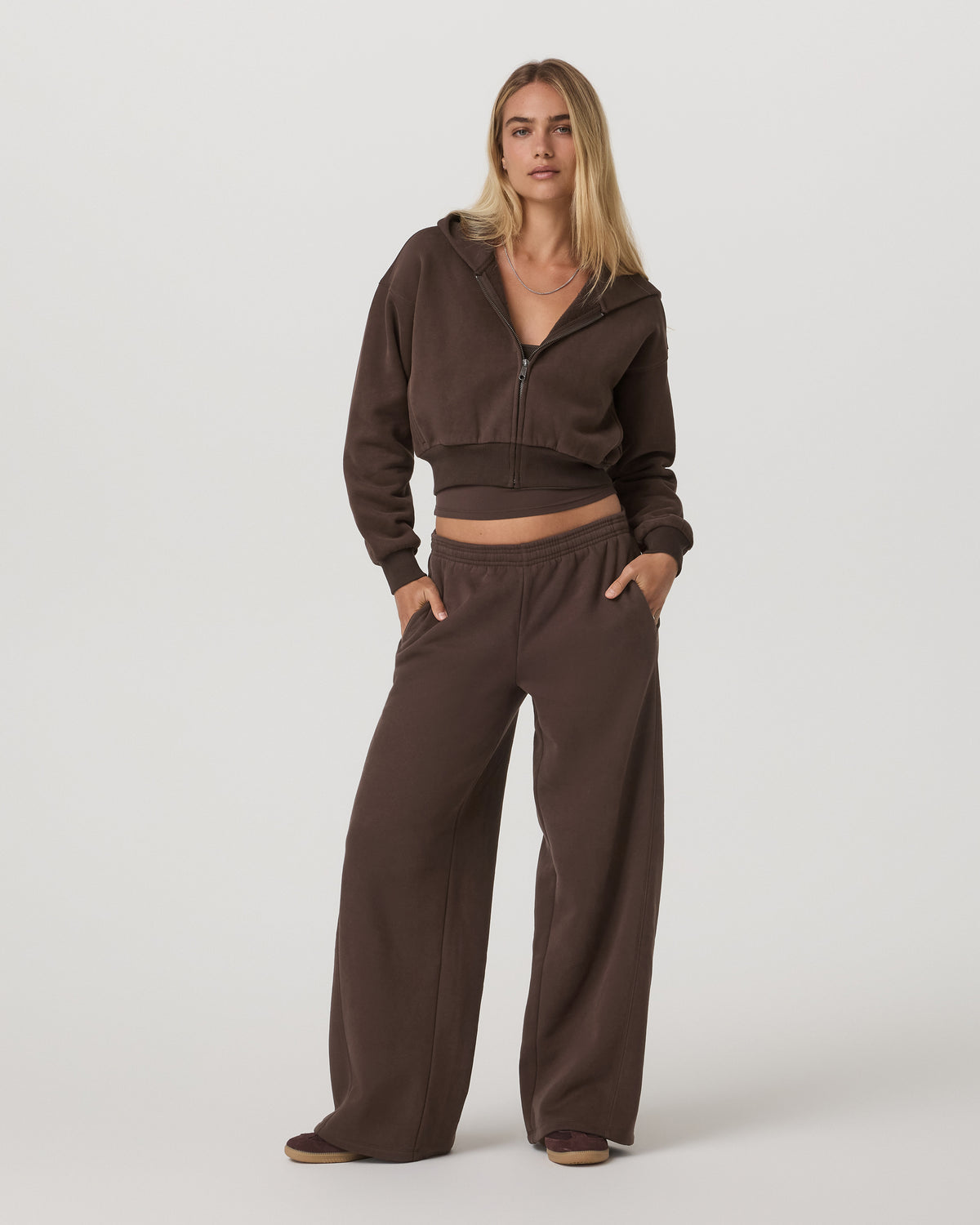 Restore Ultra Wideleg Sweatpant Women's Java Pants | Vuori Discount