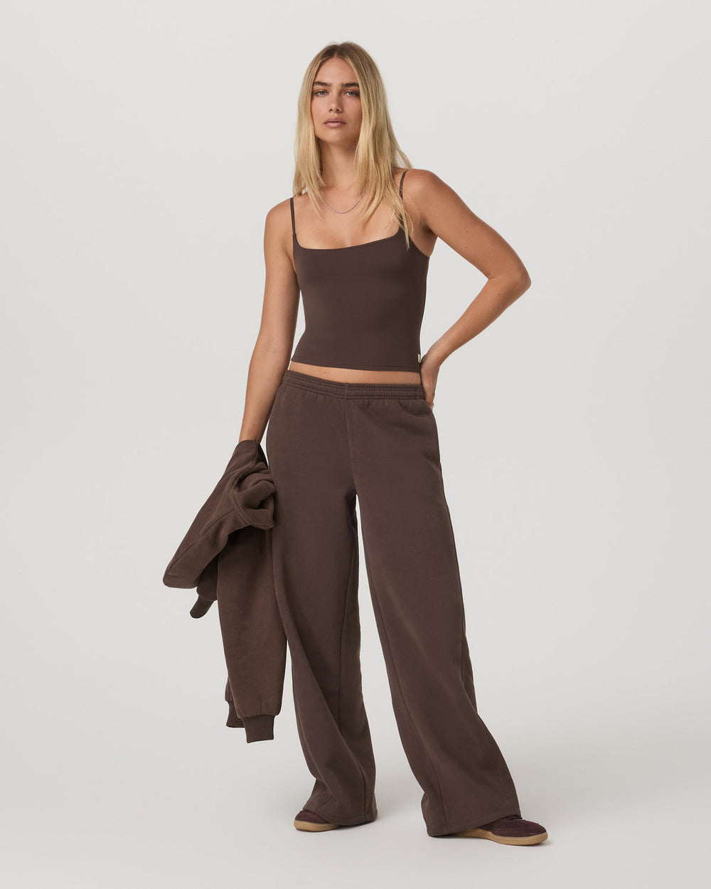 Restore Ultra Wideleg Sweatpant Women's Java Pants | Vuori Discount