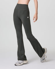 Halo Slim Flare Pant Women's Kale Pants | Vuori For sale