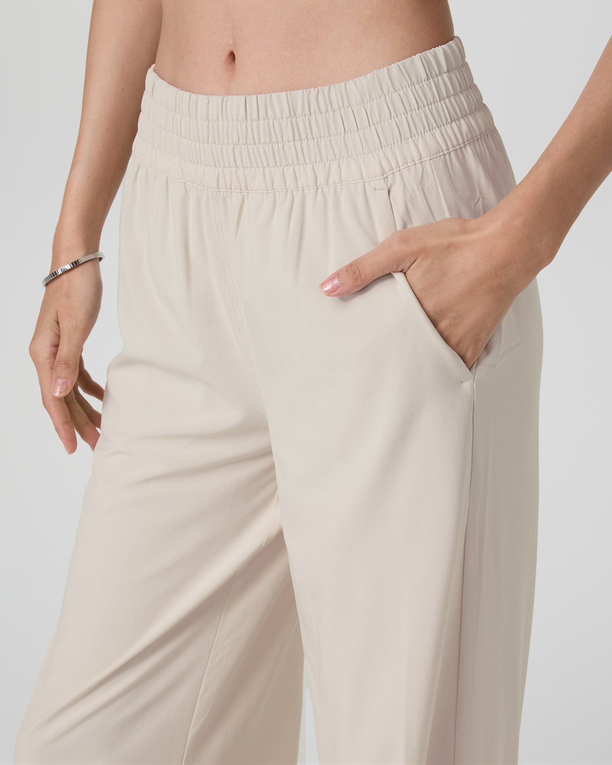 Villa Wideleg Pant - Long Women's Tall Milkweed Pants | Vuori US