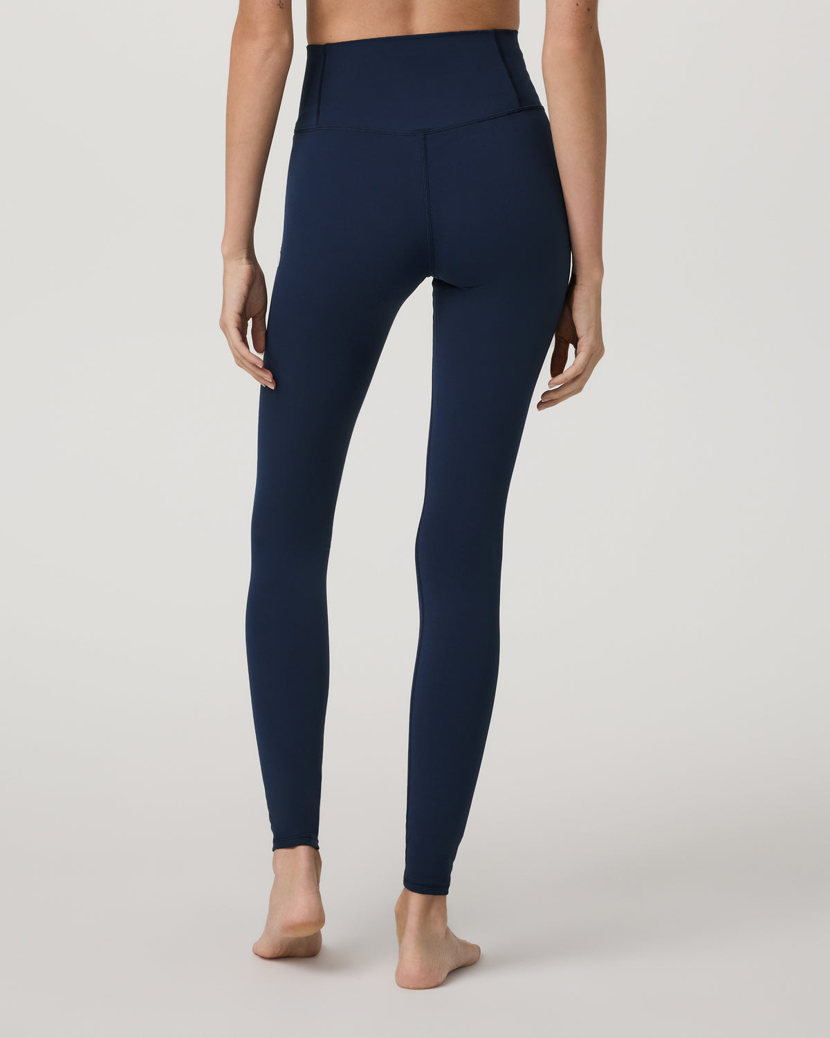 Vuori AllTheFeels™ Legging - Short Blue Coast Leggings | Vuori Clothing