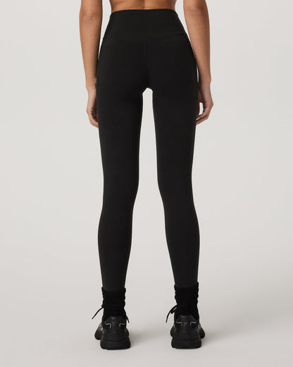Vuori AllTheForm™ Pocket Legging - Short Black Leggings | Vuori Outlet