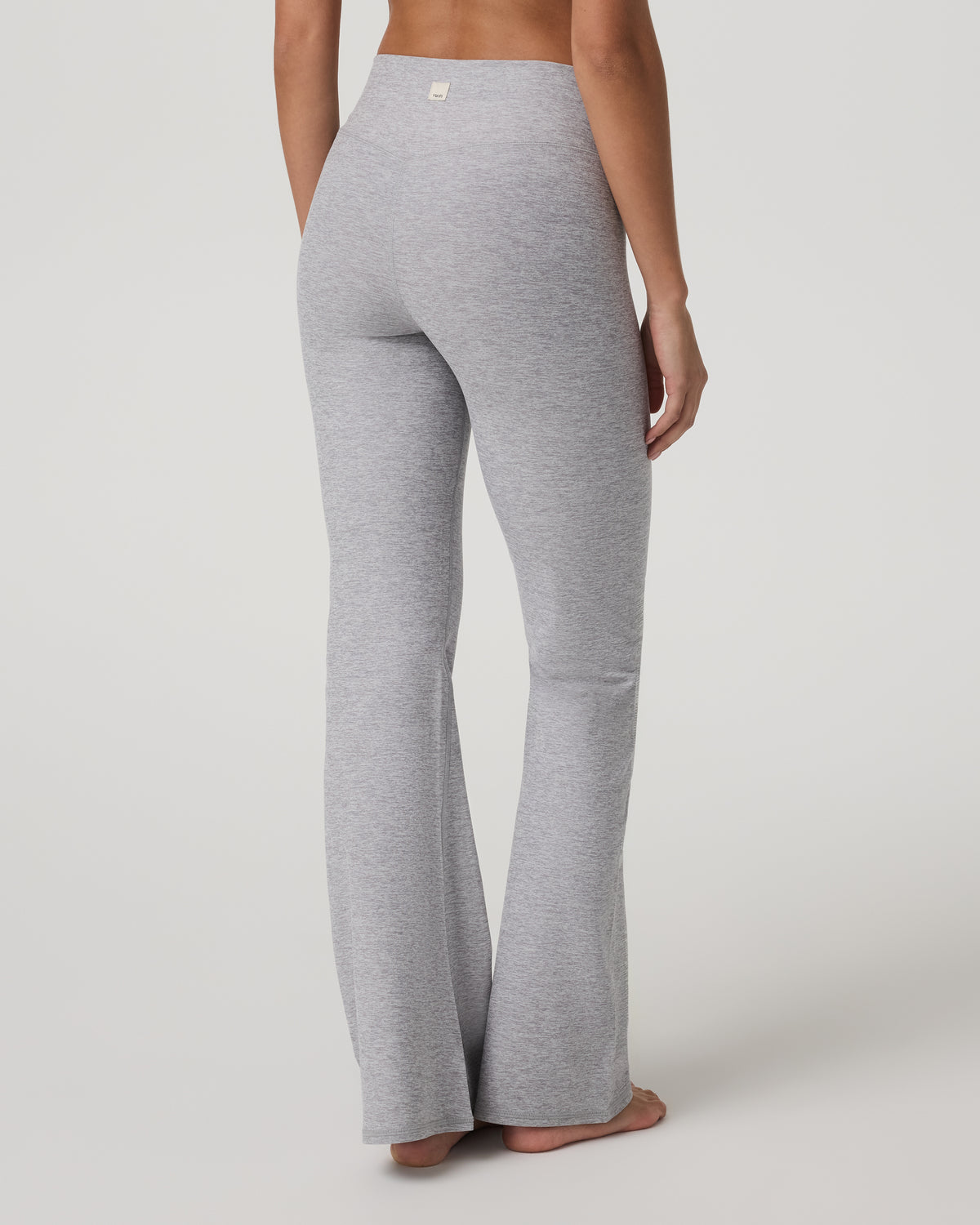 Elevation Rhythm Flare Light Heather Grey | Vuori On sale