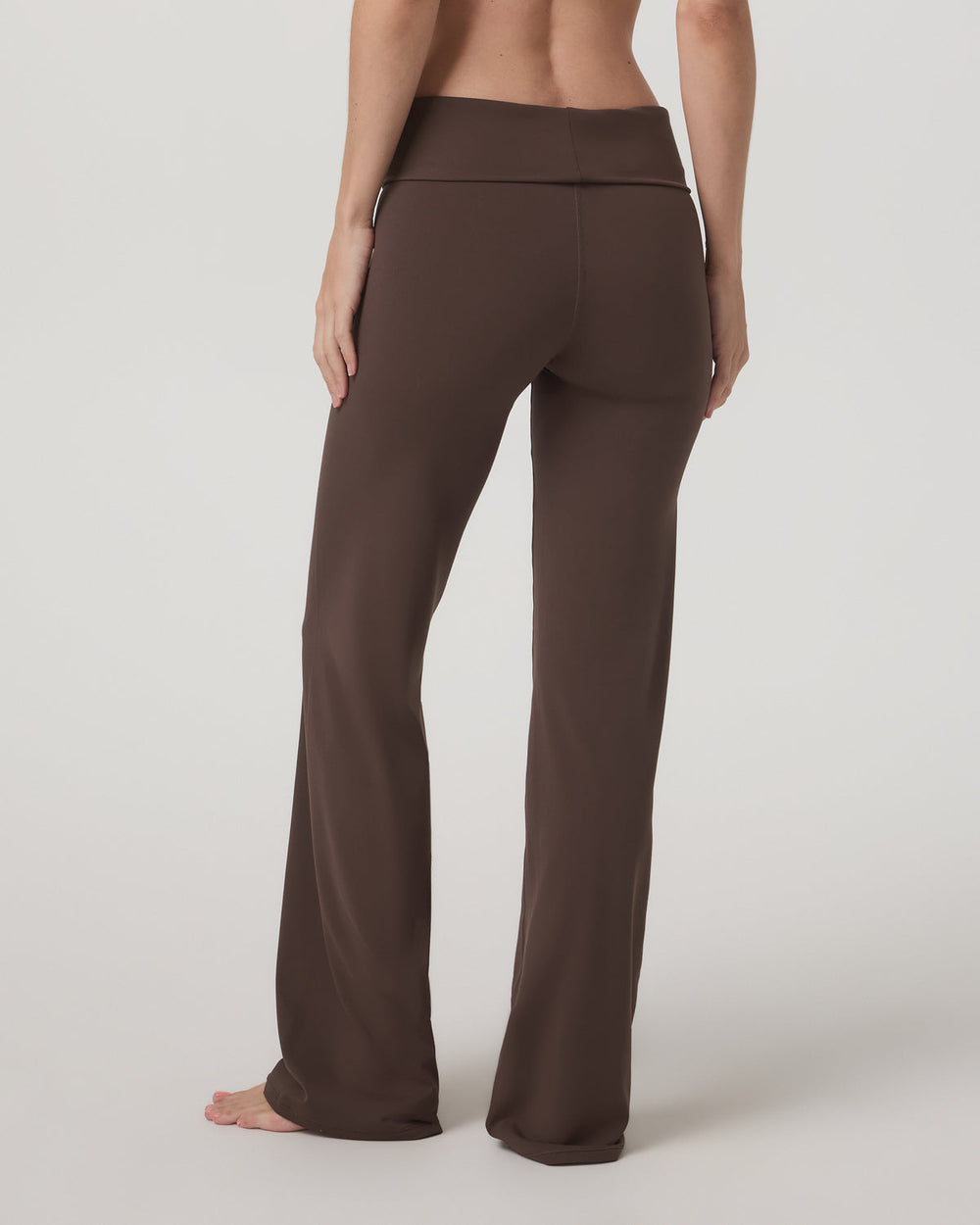 Vuori AllTheFeels™ Foldover Pant Women's Java Pants | Vuori US