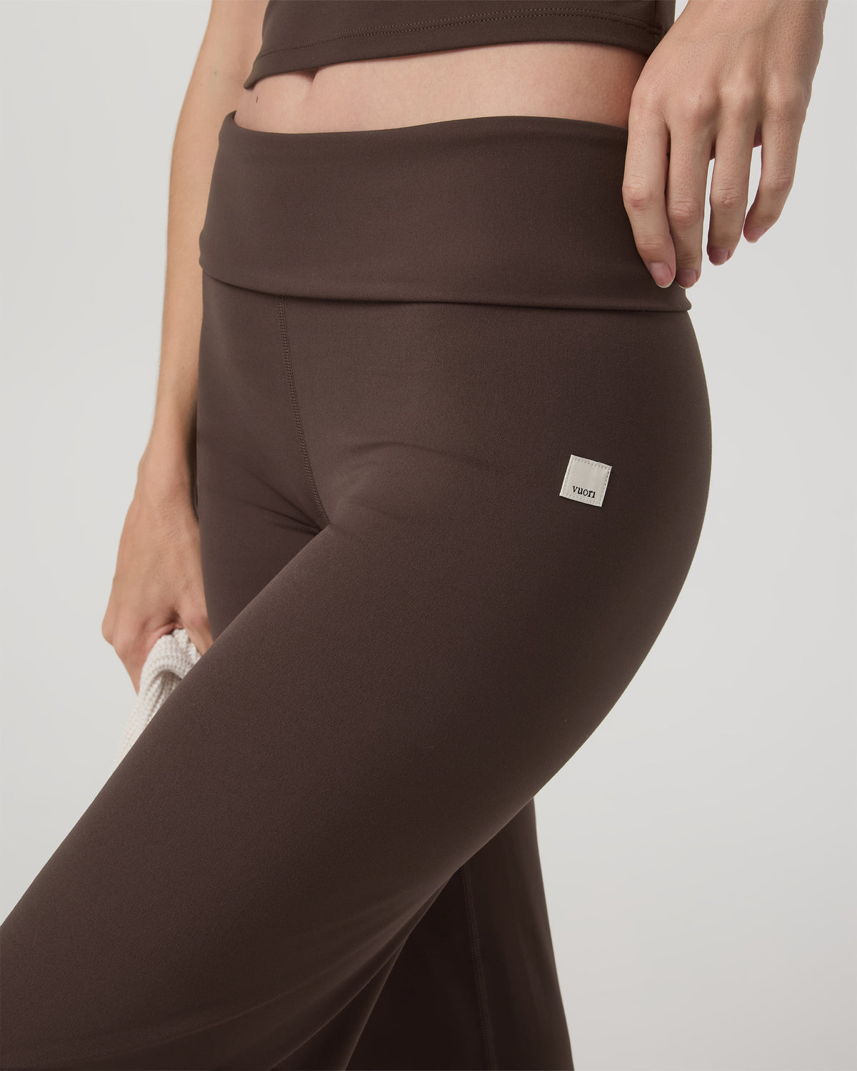 Vuori AllTheFeels™ Foldover Pant Women's Java Pants | Vuori US