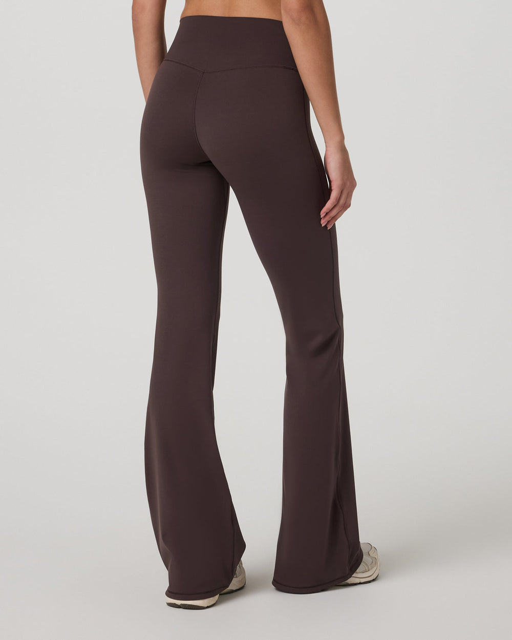 Vuori AllTheForm™ Flare - Short Women's French Roast Leggings | Vuori