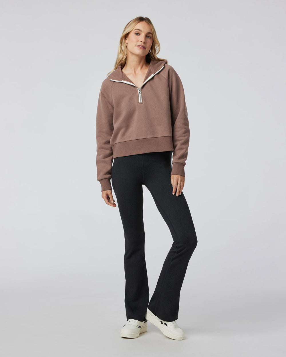 Halo Slim Flare Women's Black Flare Leggings | Vuori On sale