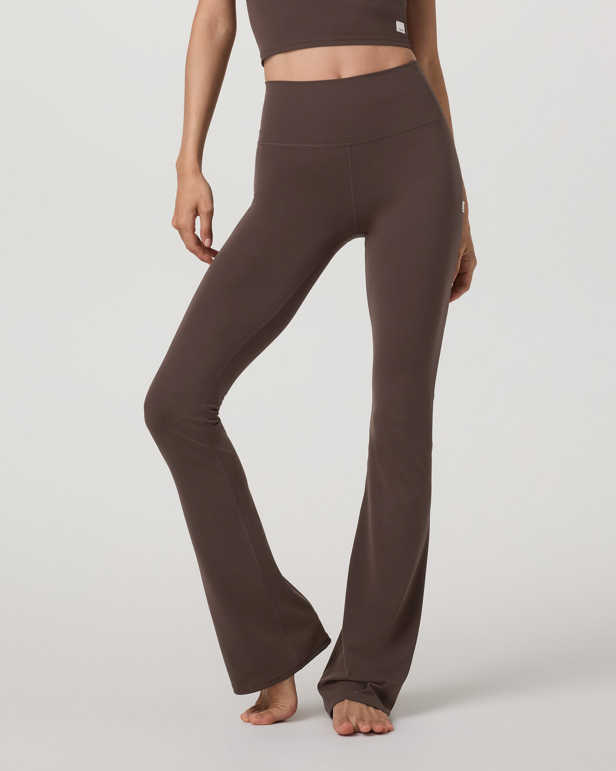 Vuori AllTheFeels™ Slim Flare Women's Java Leggings | Vuori Clothing